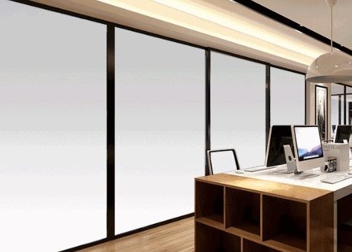13mm PDLC bianco latteo ha elettrificato il vetro scambiabile della segretezza