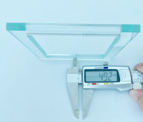 i pannelli di vetro temperati 6mm hanno lucidato il bordo per lo schermo LCD
