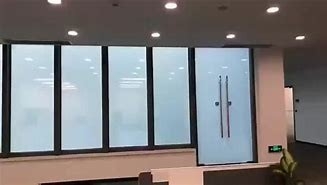 Film di vetro elettrocromatico dello Smart Glass scambiabile piano di PDLC